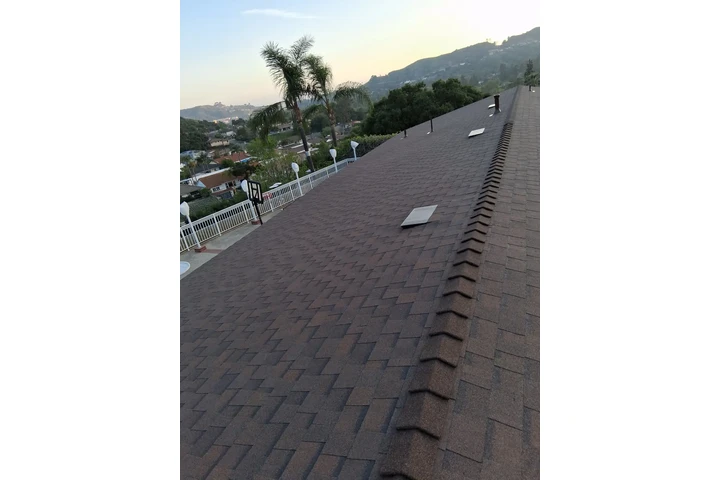 Junior's Roofing image 5