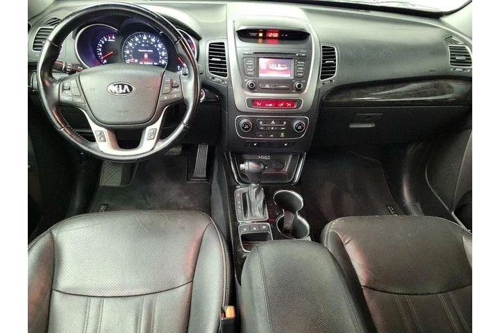 $13998 : Kia Sorento 2015 EX 4dr SUV image 9