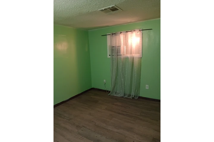 $600 : Rento 1 cuarto image 2