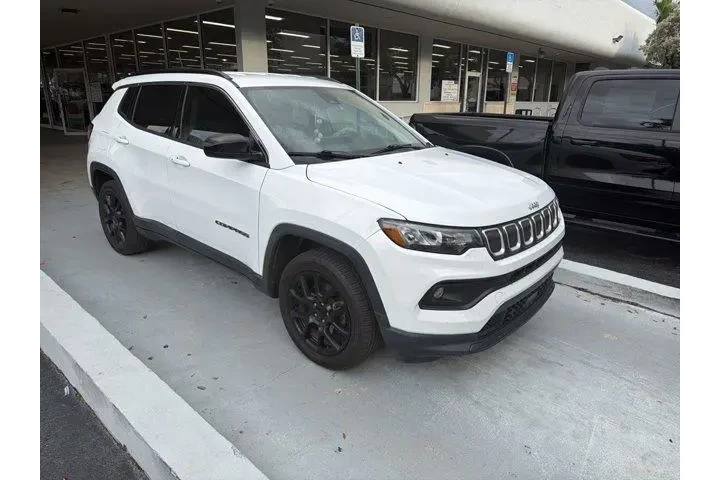 $14000 : Jeep Compass 2022 4x4 Latitu image 3