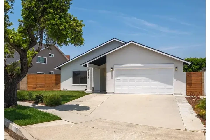 $2110 : ¡Su nueva casa le espera! image 1