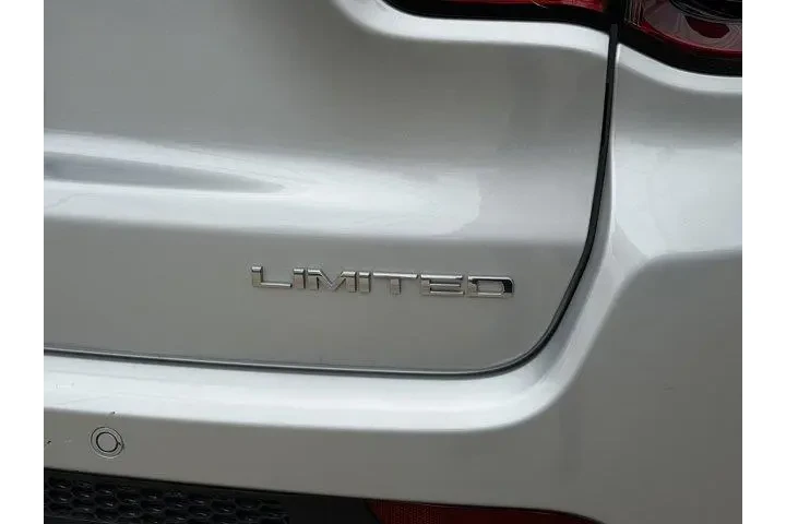 $29417 : Jeep Compass 2026 4x4 Limite image 5