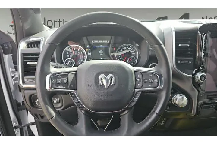 $38490 : Ram 1500 2025 4x4 Laramie 4d image 10