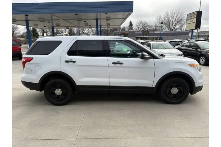 $8990 : 2013 Explorer Police Intercep image 6