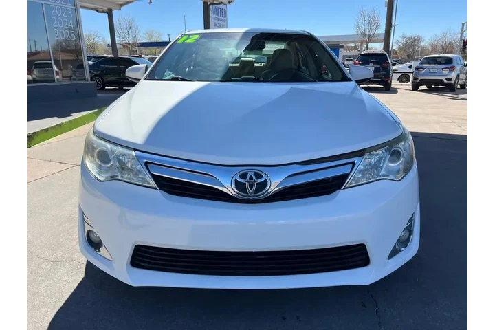 2012 Camry SE image 2