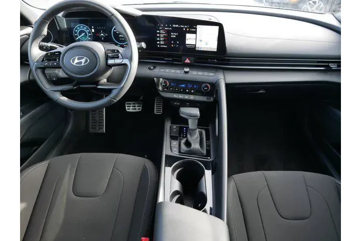 $23000 : Hyundai ELANTRA Hybrid 2025 image 10