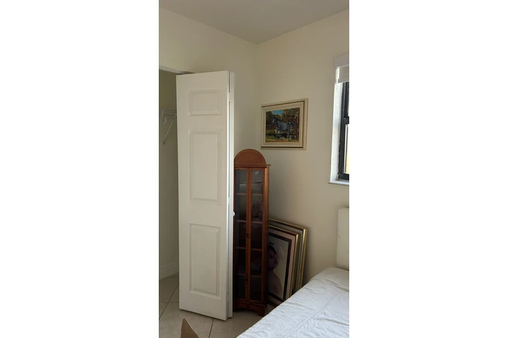 $1000 : Habitación amueblada image 6