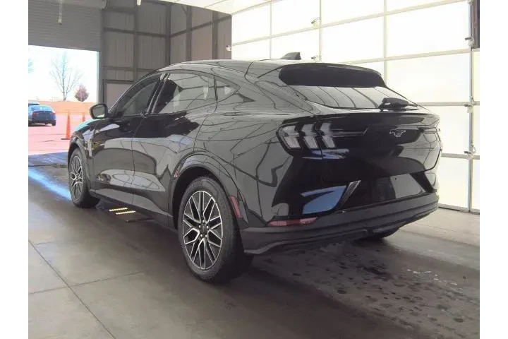 $33999 : Ford Mustang Mach-E 2025 AWD image 8