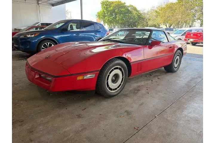 $5997 : Chevrolet Corvette 1985 2dr image 3