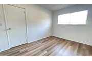 $1950 : 2 bedroom Apt in West Adams thumbnail