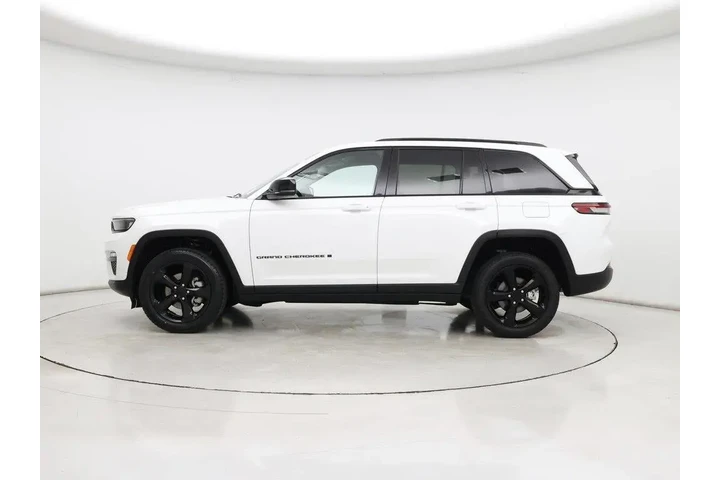 $32998 : Jeep Grand Cherokee 2023 4x2 image 3
