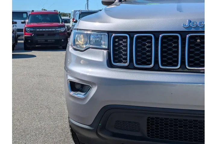 $14000 : Jeep Grand Cherokee 2018 4x2 image 9