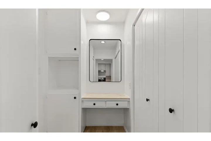 $2000 : Nice 👍 2Bedroom apartment image 4