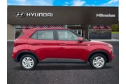 $16495 : Hyundai VENUE 2022 SE 4dr Cr thumbnail