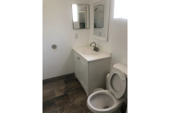 $1900 : Unidad de Renta image 2