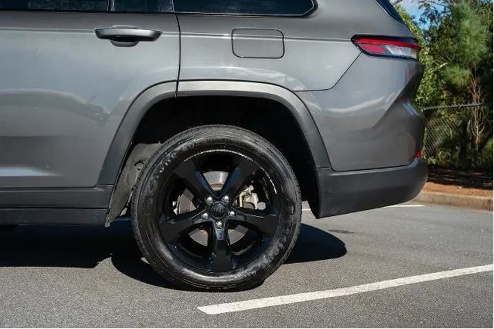 $30888 : Jeep Grand Cherokee L 2023 4 image 6