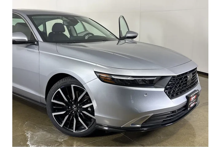 $31778 : 2023 Accord Hybrid Touring image 7