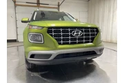 $16500 : Hyundai VENUE 2023 SEL 4dr C thumbnail
