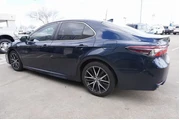 $26188 : Toyota Camry Hybrid 2021 SE thumbnail