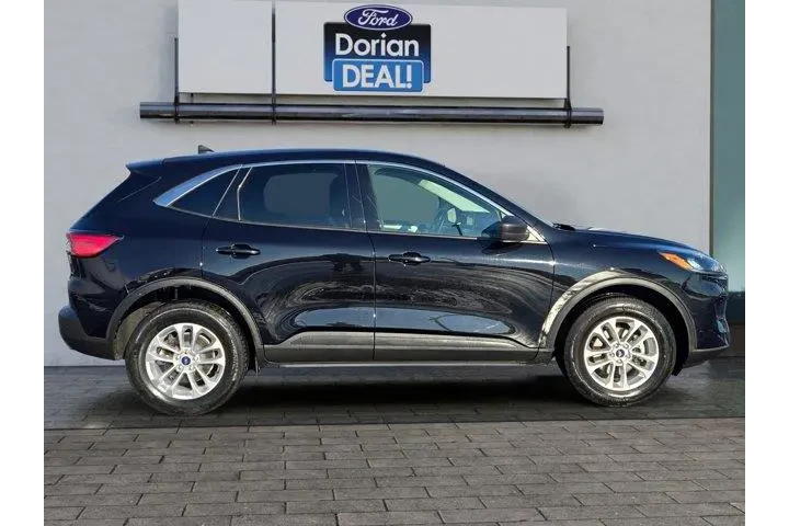$16995 : Ford Escape 2022 AWD SE 4dr image 2