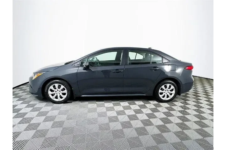 $21499 : Toyota Corolla 2024 LE 4dr S image 4