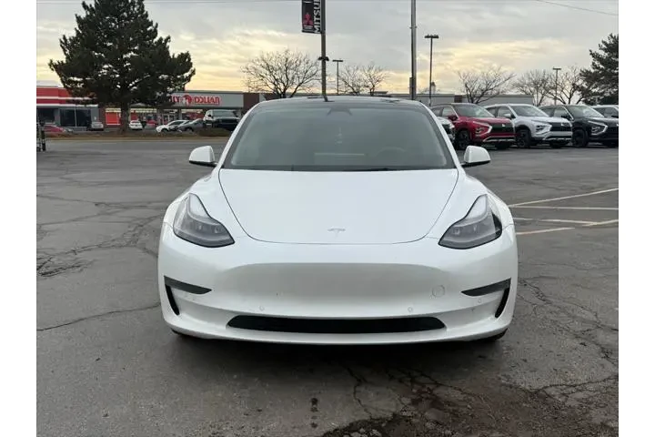 $16550 : Tesla Model 3 2021 AWD Long image 2