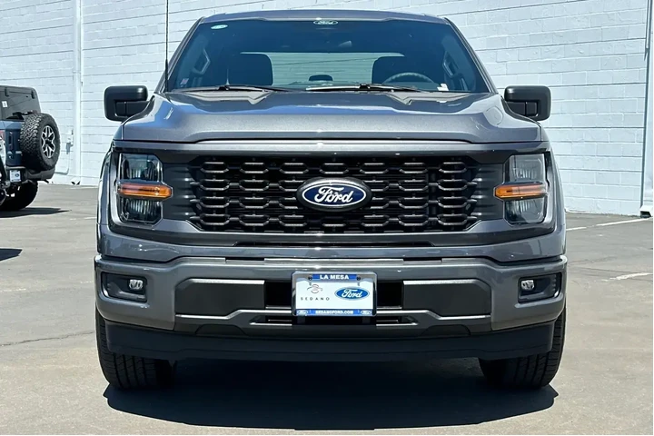 $39900 : Ford F-150 2024 4x2 STX 4dr image 4