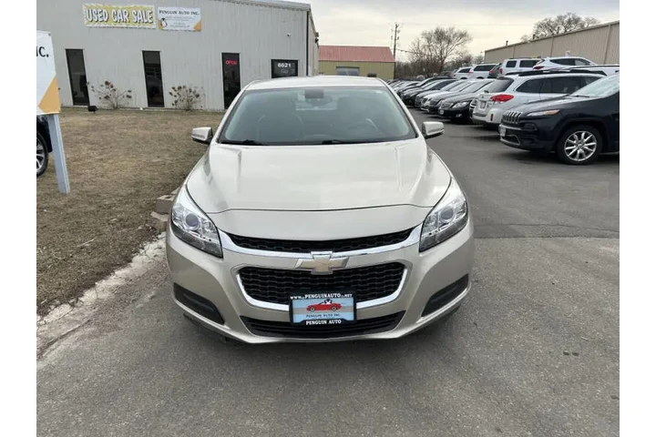 $9900 : 2015 Malibu LT image 9