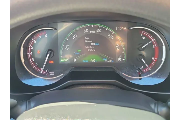 $29900 : Toyota RAV4 2024 LE 4dr SUV image 7