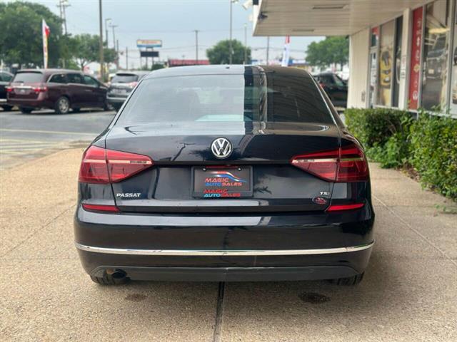 $15900 : 2018 Passat 2.0T S image 8