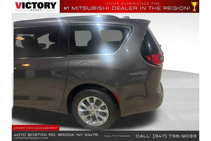 $20028 : Chrysler Pacifica 2021 AWD T image 7