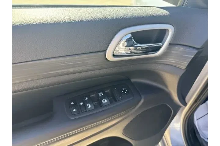 $27997 : Jeep Grand Cherokee 2021 4x4 image 10