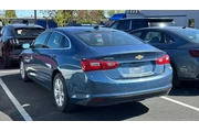 $23984 : Chevrolet Malibu 2024 LT 4dr thumbnail