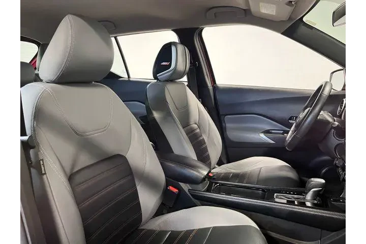 $18895 : Nissan Kicks 2023 SR 4dr Cro image 10
