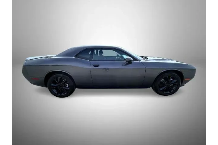 $30995 : Dodge Challenger 2023 AWD SX image 4