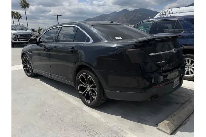 $14888 : Ford Taurus 2017 AWD SHO 4dr image 5