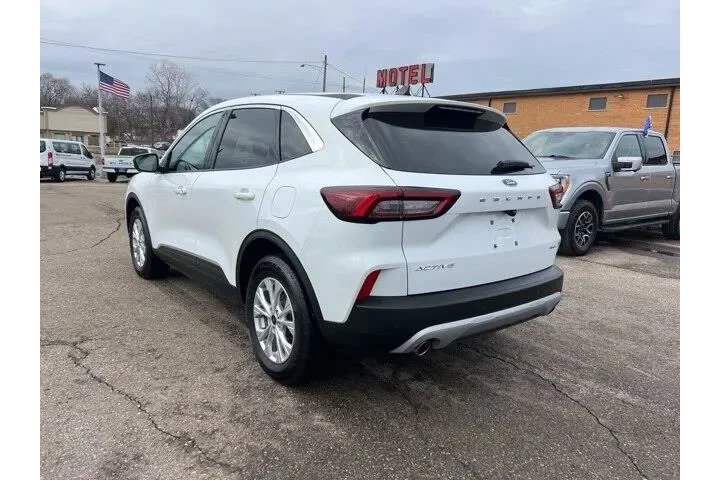 $21624 : Ford Escape 2023 AWD Active image 6