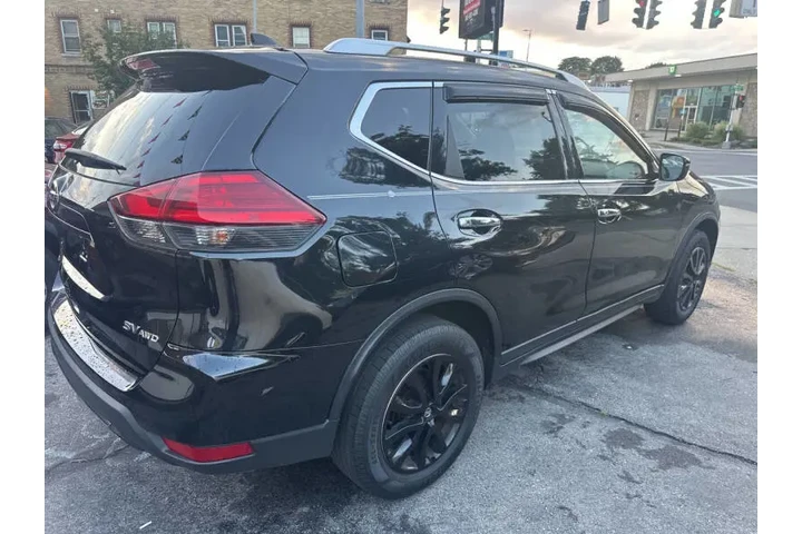 $11995 : 2017 Rogue SV image 5