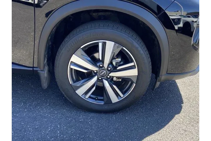 $29487 : Nissan Rogue 2025 AWD SL 4dr image 9