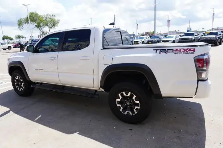 $39725 : Toyota Tacoma 2023 4x4 TRD S image 4