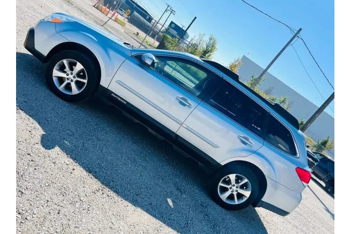 $9899 : 2014 Outback 2.5i Limited image 6