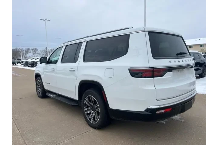 $39989 : Jeep Wagoneer L 2024 4x4 Ser image 4