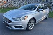 $16998 : PRE-OWNED 2017 FORD FUSION SE thumbnail