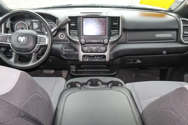 $46988 : 2024 2500 Big Horn 4x4 Crew C image 10