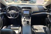 2017 Nissan Maxima SL Sedan thumbnail