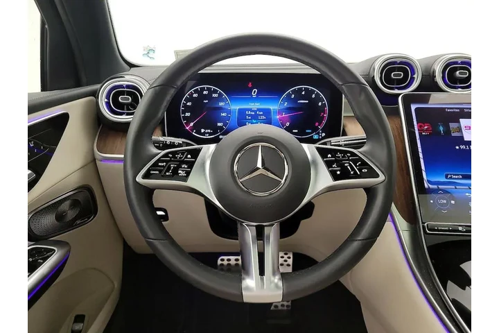 $38998 : Mercedes-Benz GLC 2023 AWD G image 10