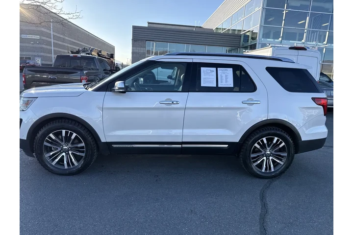 $15897 : Ford Explorer 2016 AWD Plati image 2