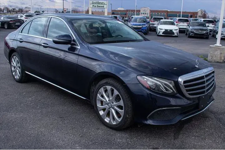 $20000 : Mercedes-Benz E-Class 2017 E image 2