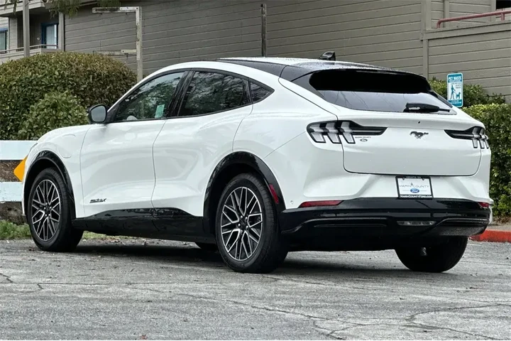 $36791 : Ford Mustang Mach-E 2024 AWD image 6