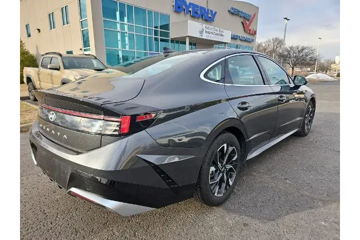 $21298 : Hyundai SONATA 2025 SEL 4dr image 8